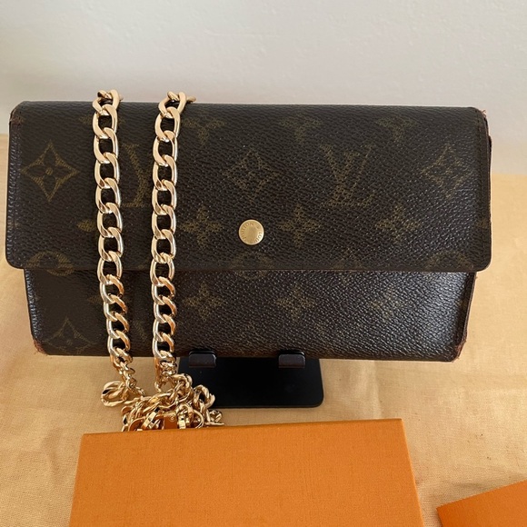 Louis Vuitton Handbags - Auth Louis Vuitton Porte Tresor Wallet,with 46” unbranded chain